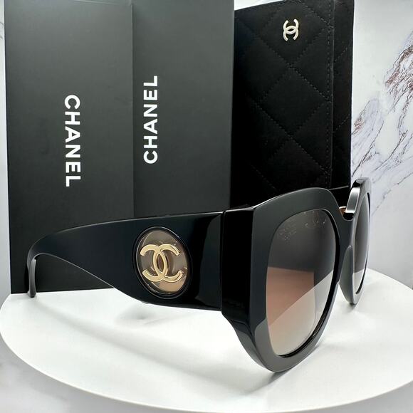 New CHANEL Sunglasses - Picture 2 of 16